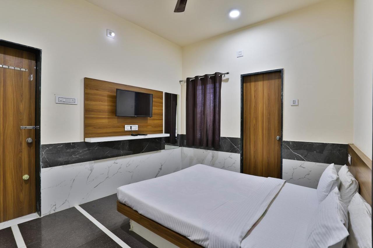 Spot On 37366 Hotel Mahalaxmi Dwarka (Gujarat) Exterior foto