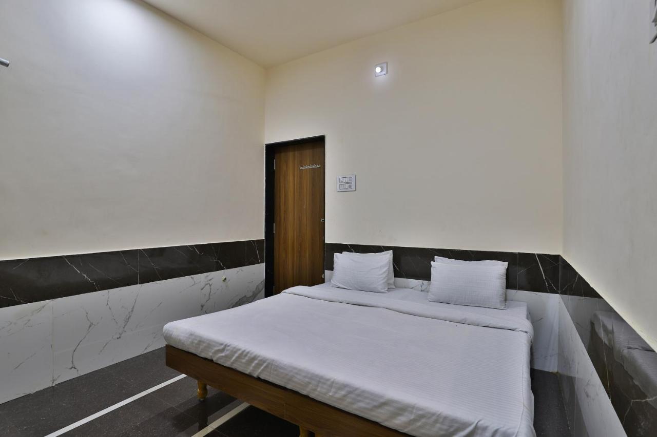 Spot On 37366 Hotel Mahalaxmi Dwarka (Gujarat) Exterior foto
