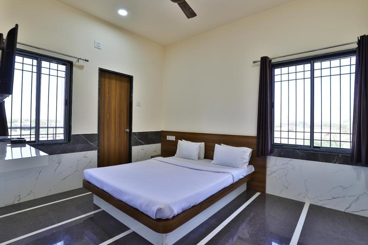 Spot On 37366 Hotel Mahalaxmi Dwarka (Gujarat) Exterior foto