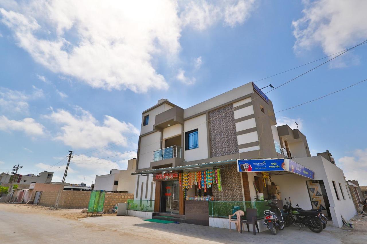 Spot On 37366 Hotel Mahalaxmi Dwarka (Gujarat) Exterior foto