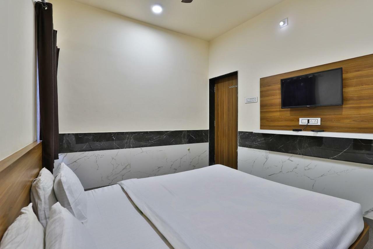 Spot On 37366 Hotel Mahalaxmi Dwarka (Gujarat) Exterior foto