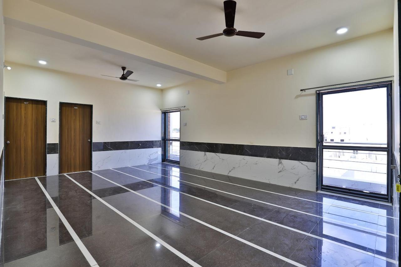Spot On 37366 Hotel Mahalaxmi Dwarka (Gujarat) Exterior foto