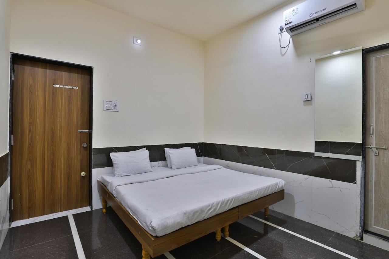 Spot On 37366 Hotel Mahalaxmi Dwarka (Gujarat) Exterior foto