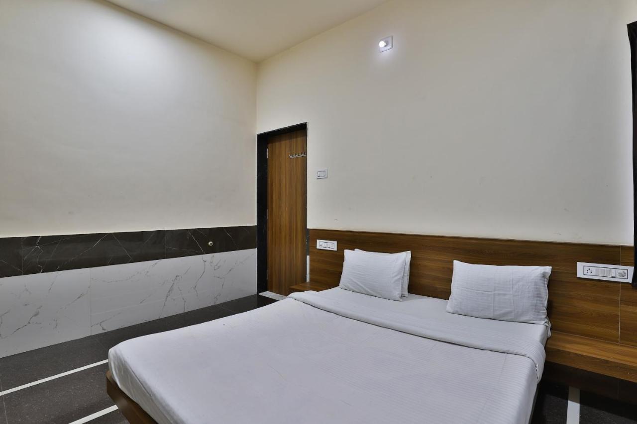 Spot On 37366 Hotel Mahalaxmi Dwarka (Gujarat) Exterior foto