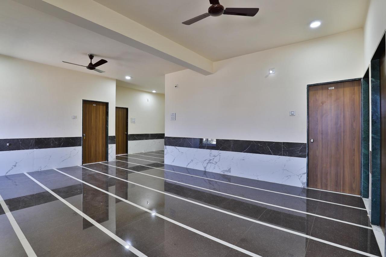 Spot On 37366 Hotel Mahalaxmi Dwarka (Gujarat) Exterior foto